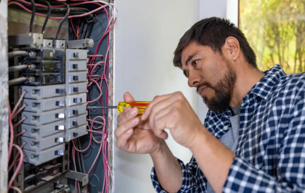 Best Emergency Electrician Near Me  in Pinehurst, MA